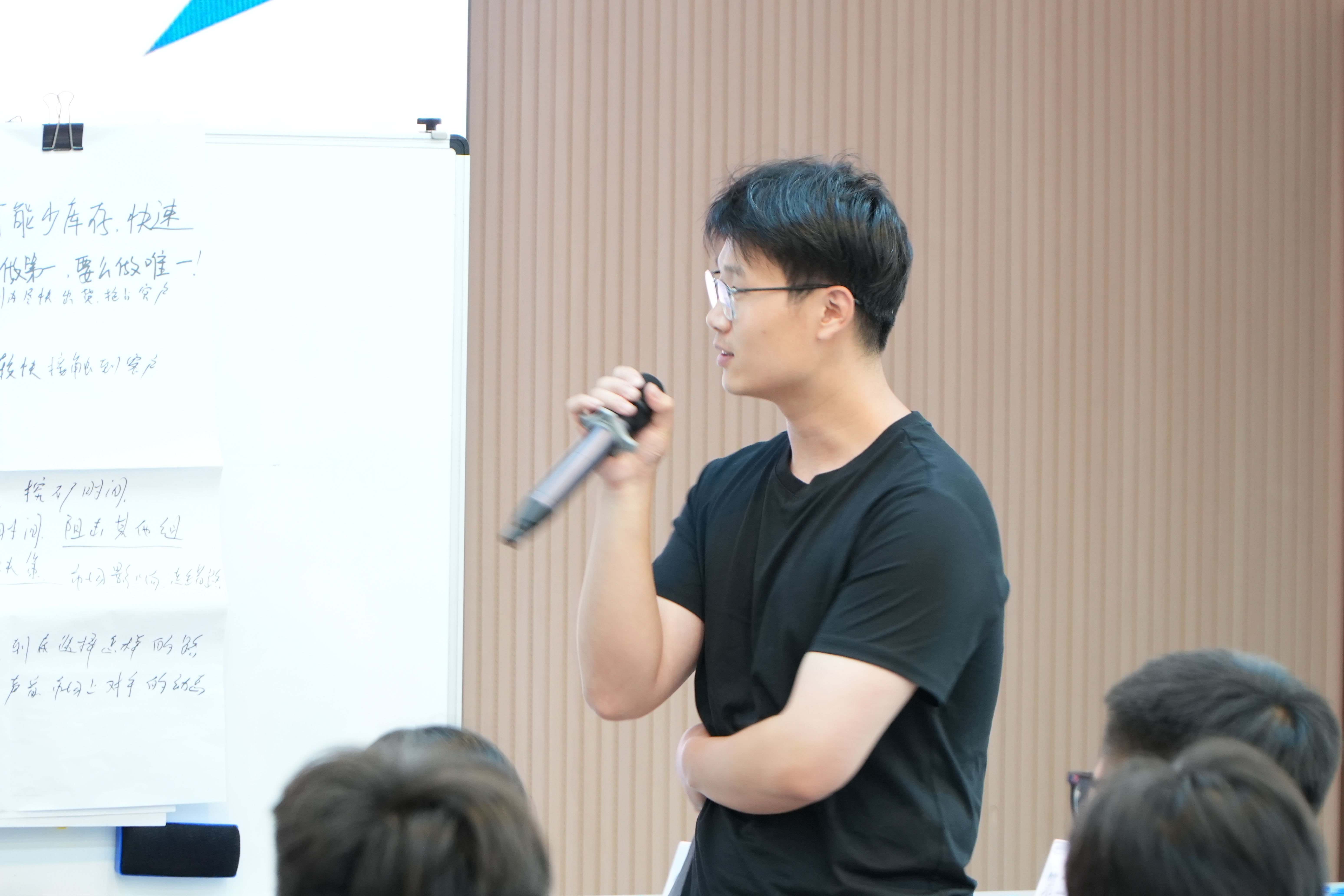 睿创微纳