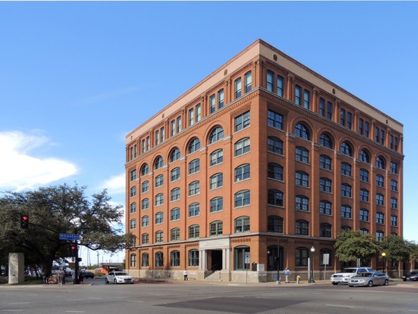 Dallas County Admin Building